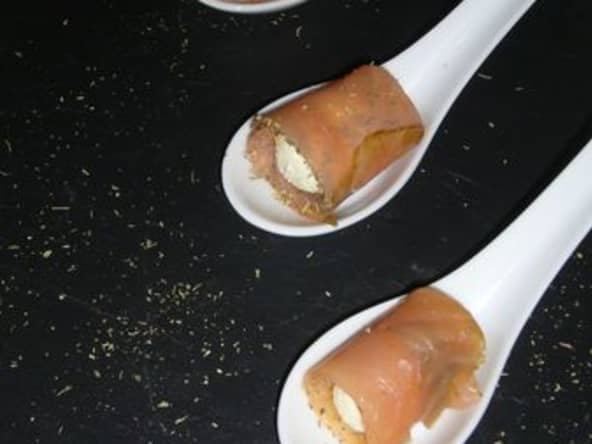 Roulés de saumon fumé au boursin