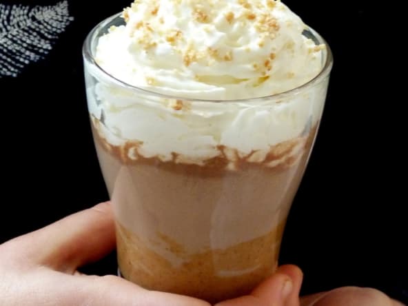 Chocolat chaud au praliné de cacahuète