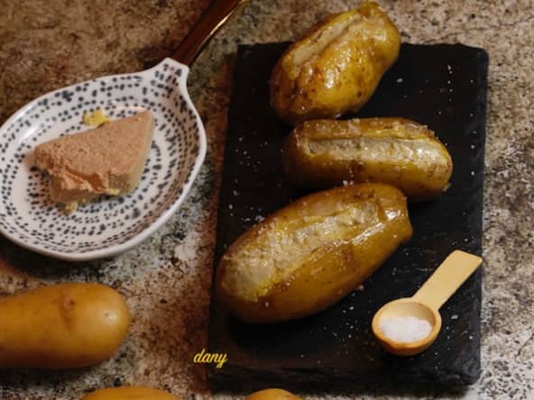 Pommes de terre farcies au foie gras