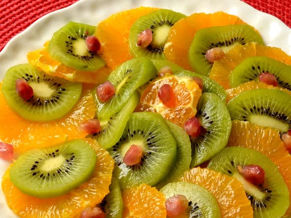 Carpaccio d'oranges et de kiwis