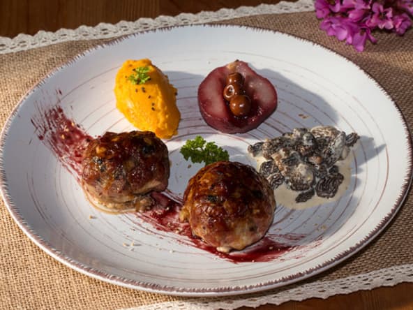 Morteau en crépinette, morilles, sauce au Brillat Savarin