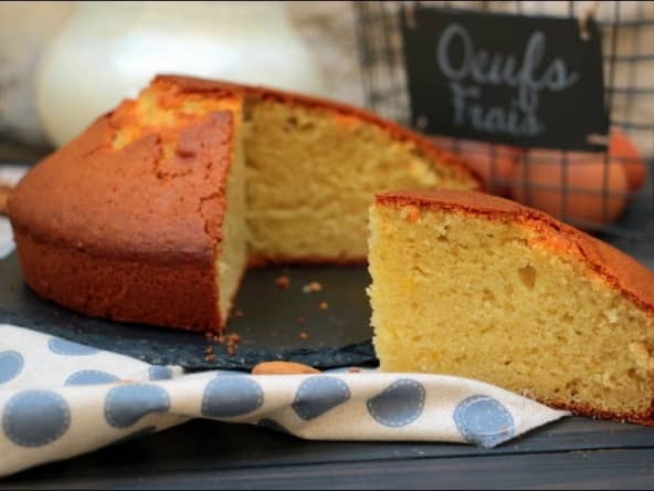 Gâteau au yaourt à l'amande