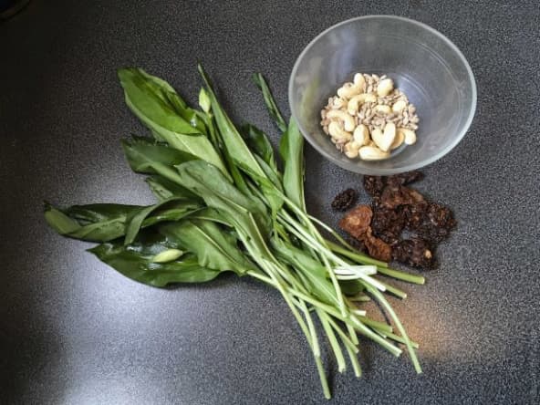 Pesto végétal d’ail des ours