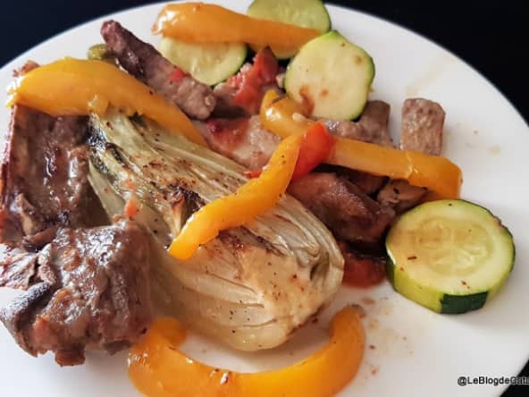 Côtes échine aux légumes rôtis