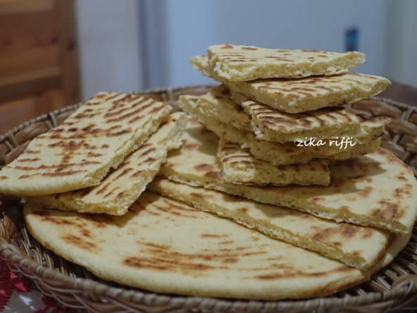 Rakhssis au fromage frais maison