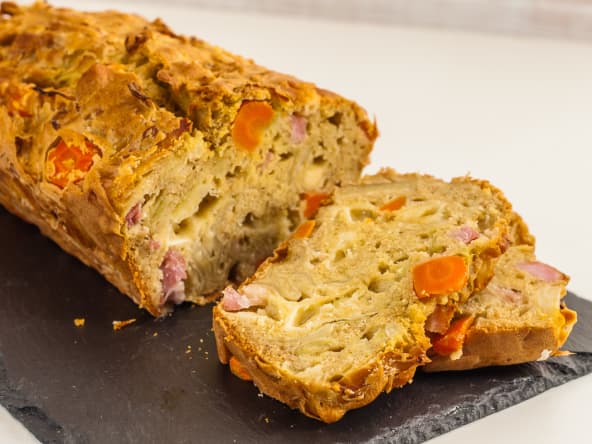 Cake au jambon, comté, chou et carotte