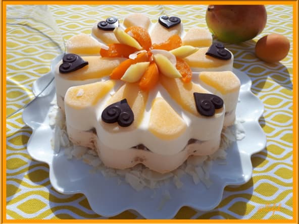Entremets coco, mangue, abricot