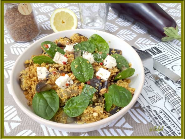 Salade d'aubergines aux céréales et saveurs orientales