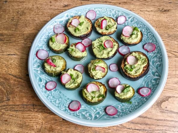 Légumes grillés au pesto de pois chiches