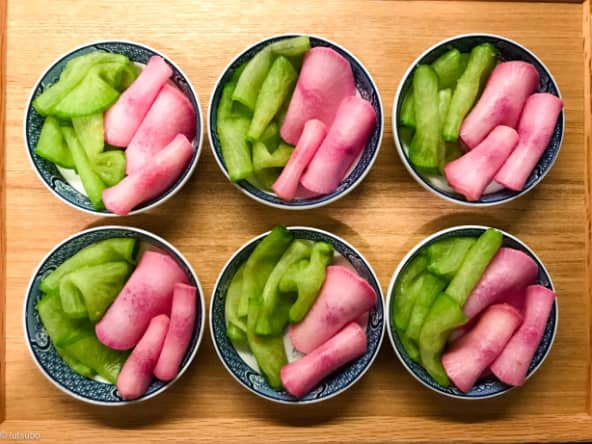 Deux pickles de radis