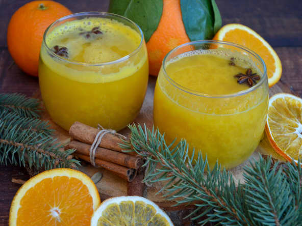 Jus d'orange chaud aux épices