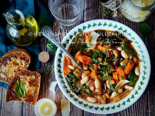 soupe paysanne aux legumes et pain rassis