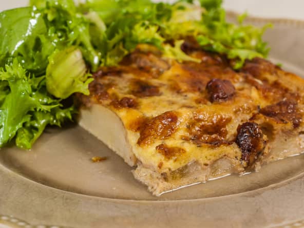 Gratin de poires au roquefort et aux noix