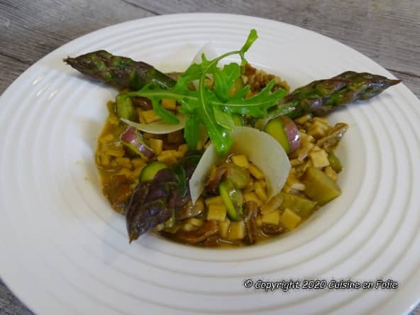 Crozets au sarrasin en risotto aux asperges vertes et aux cèpes séchés