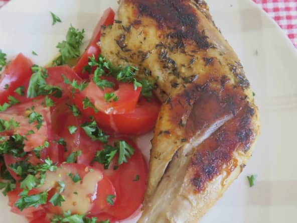 Cuisses de poulet marinées aux épices cajun, à la plancha