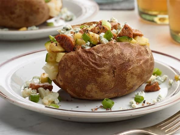 Pommes de terre farcies aux courgettes et poulet