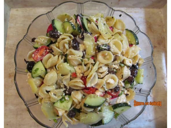 Salade de pâtes aux saveurs méditerranéennes