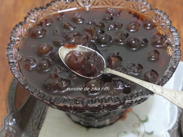 Confiture de raisins rouges entiers