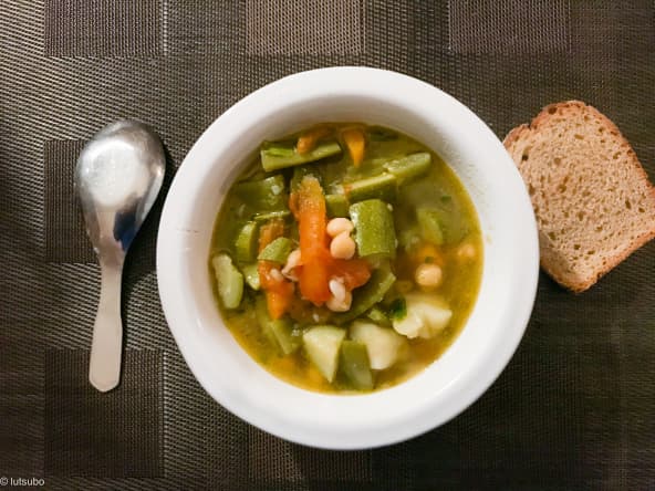 Soupe de pois chiches comme un pistou