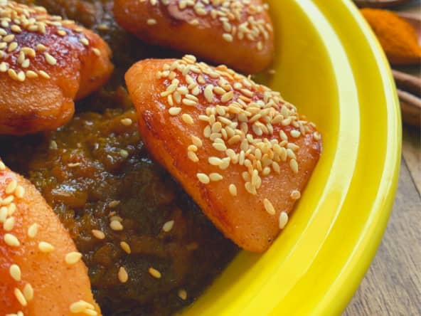 Tajine d’agneau aux coings caramélisés