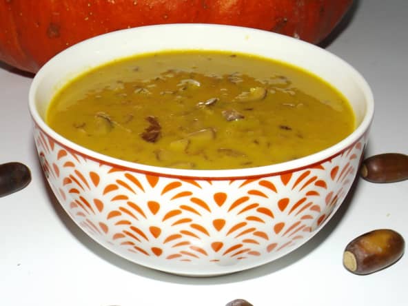Soupe de courge aux glands