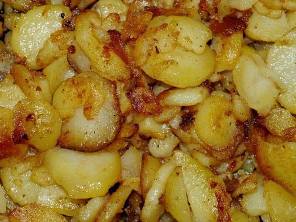 Pommes de terre sautés aux oignons