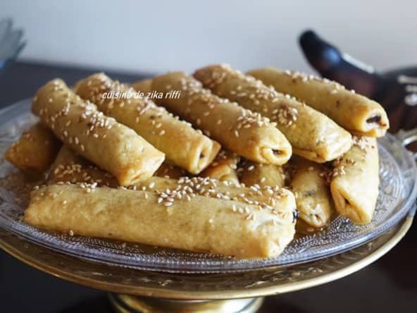 Cigares au miel noix et. pâte de dattes