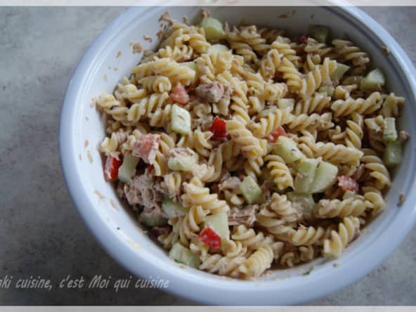 Salade de thon, pâte et menthe