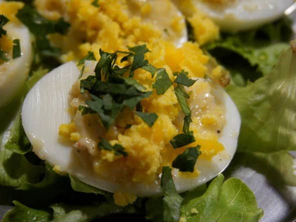 Oeufs mimosa au crabe