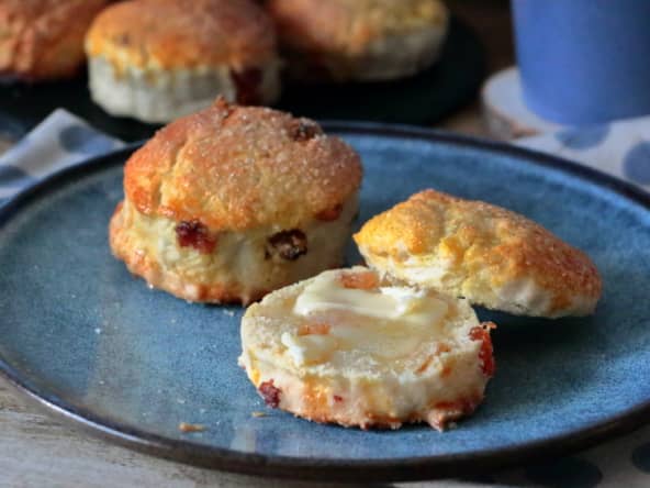 Scones aux raisins secs de Christophe Michalak