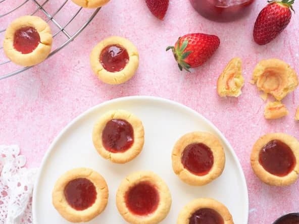 Biscuits sablés à la confiture