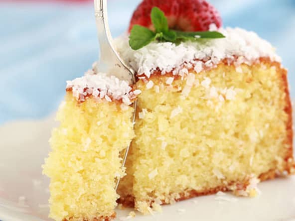 Gâteau moelleux noix de coco et yaourt