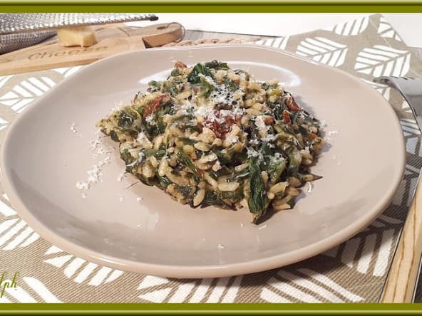 Risotto aux épinards et tomates séchées