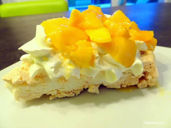 Pavlova à la mangue fruit de la passion