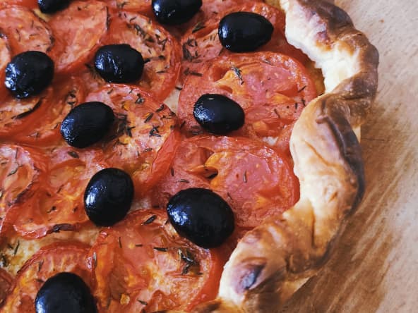 Tarte à la tomate et aux amandes