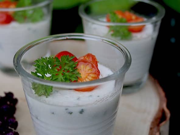 Panna cotta aux herbes sans gluten, lait, oeufs