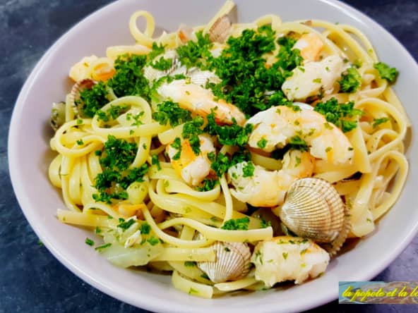 Linguines aux coques et crevettes