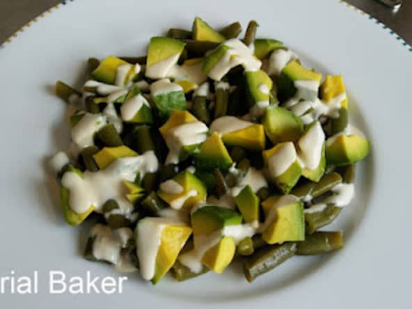 Salade d'avocat et haricots verts à la sauce sésame