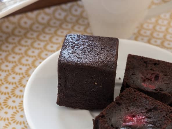 Bouchée cube chocolat-griotte