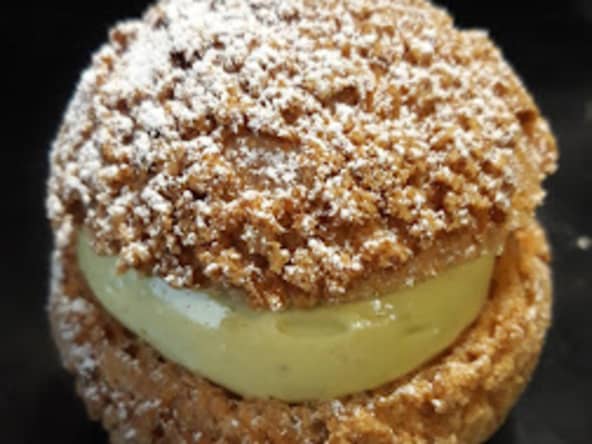 Choux à la crème de pistache