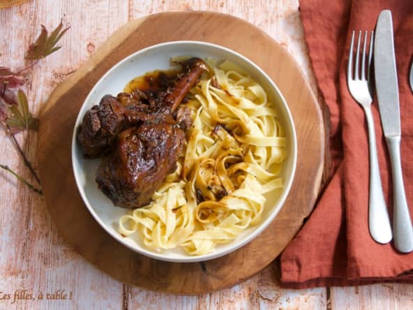 Souris d’agneau confites au sirop d’érable