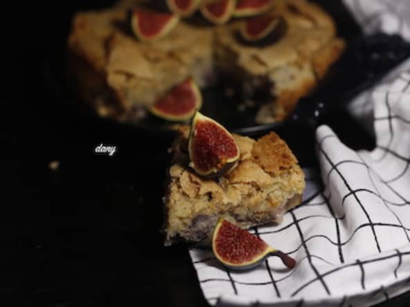 Gâteau aux blancs d'oeufs et aux figues
