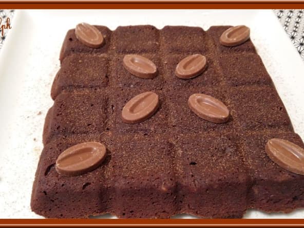 Brownie aux noix et éclat de Caramélia