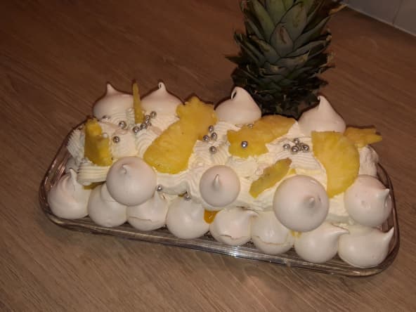 Bûche pavlova ananas passion