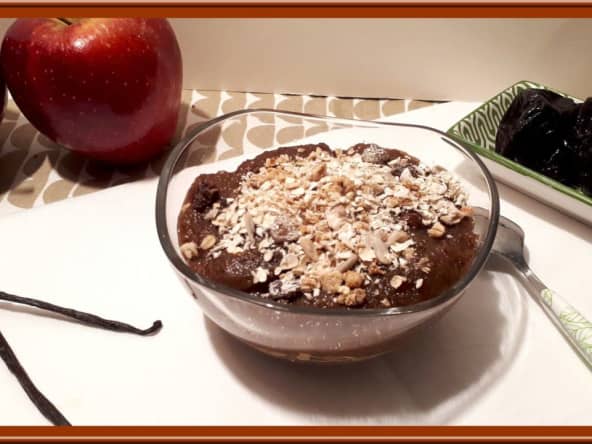 Compote pommes pruneaux vanille