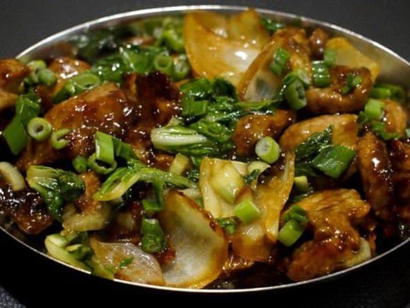 Sauté de porc aux brèdes