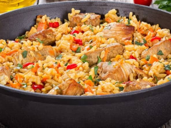 Marmite de poulet au riz à l'espagnole : Un délicieux plat à partager en famille