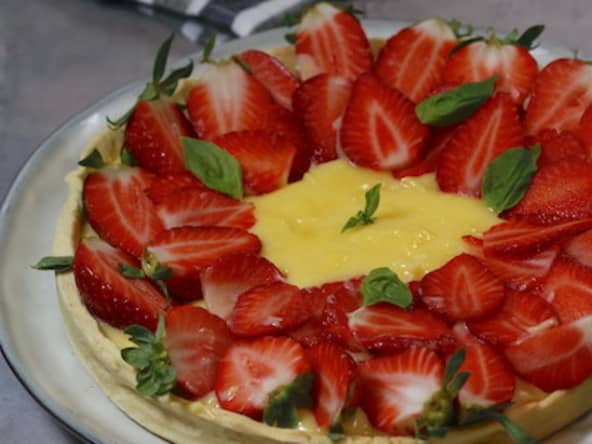 Tarte à la crème citron et aux fraises