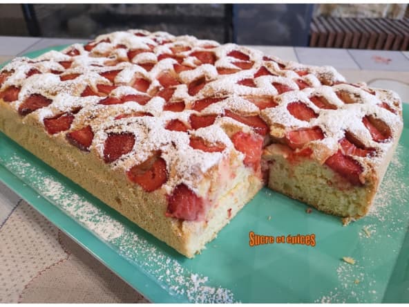 Gâteau génoise aux fraises