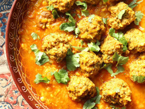 Boulettes d'agneau aux pois cassés à l'afghane